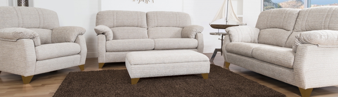Aubrey shop chesterfield sofa