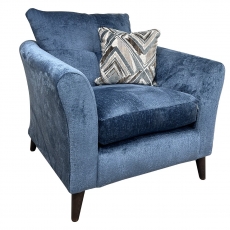 Maddie Chair