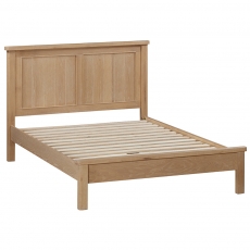 Fairford Oak Bedroom 5'0 King Size Bedframe
