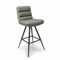Michigan Pair of Swivel Bar Stools Michigan Pair of Swivel Bar Stools
