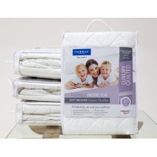 Luxury Quilted 4'0 x 6'3 Mattress Protector