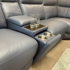 Montreal Centre Compartment Section with USB-Cup Holders & Wenge Table