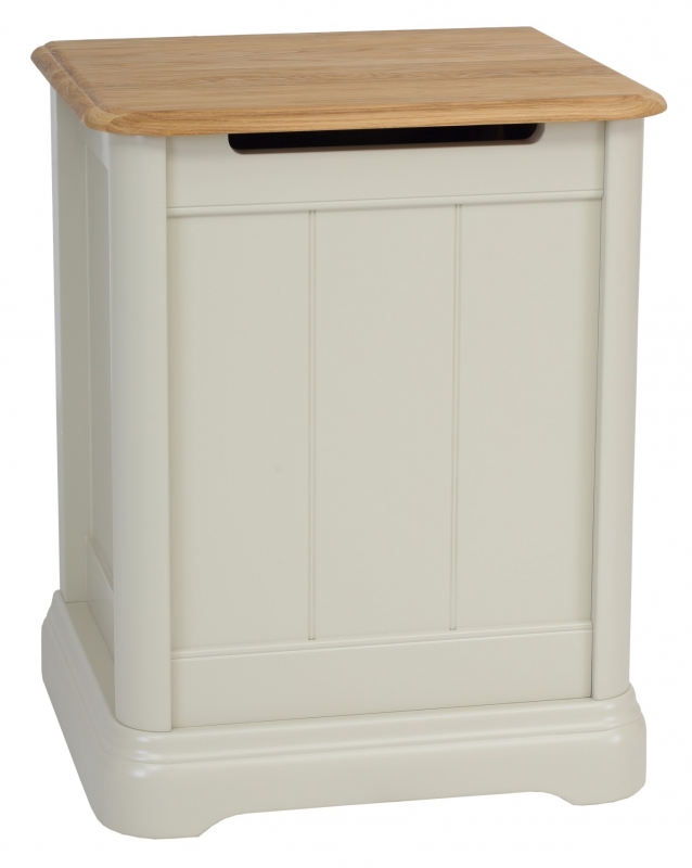 Cromwell 824 Laundry Chest