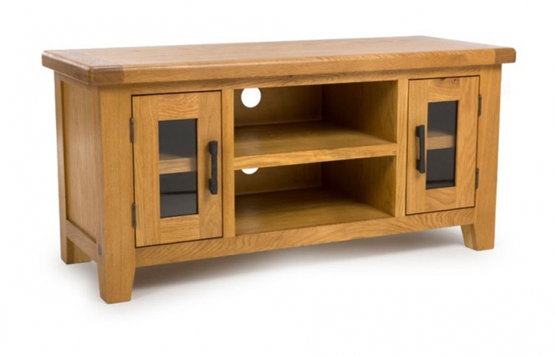 Fairway Furniture Hampton Large Glazed TV Unit